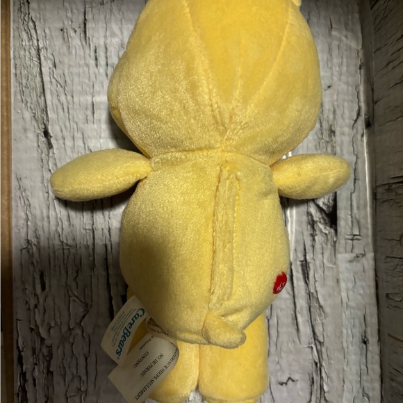 8 inch Talking Funshine Care Bear - Picture 4 of 6